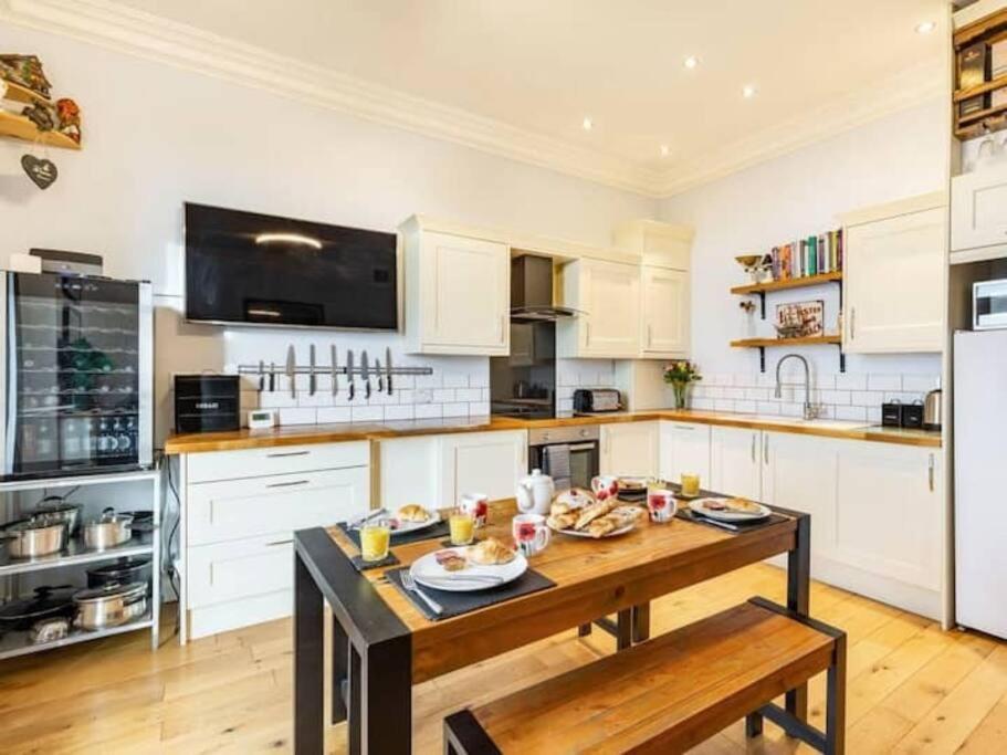 Number 7 Torquay Stunning Sea Views Apartment Exterior foto