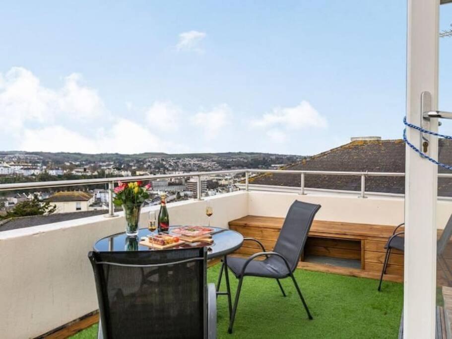Number 7 Torquay Stunning Sea Views Apartment Exterior foto
