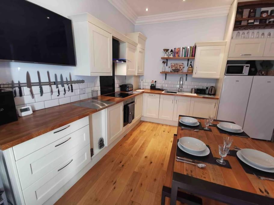 Number 7 Torquay Stunning Sea Views Apartment Exterior foto